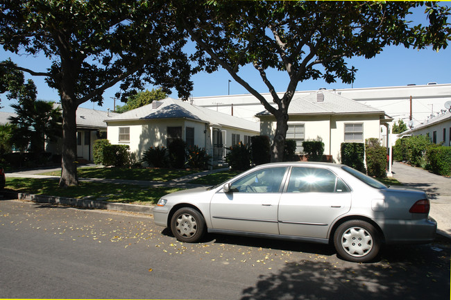 117 Magnolia Ave in Glendale, CA - Building Photo - Building Photo