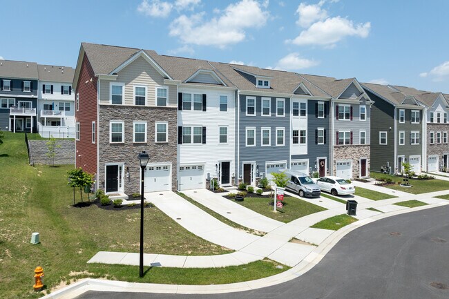 The Villages at White Marsh in Rosedale, MD - Foto de edificio - Building Photo