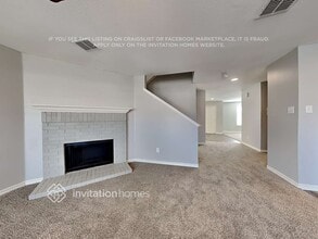 136 Rolling Hills Pl in Lancaster, TX - Foto de edificio - Building Photo