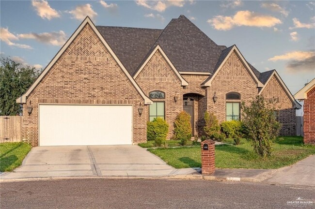 property at 10 W Alteza Dr