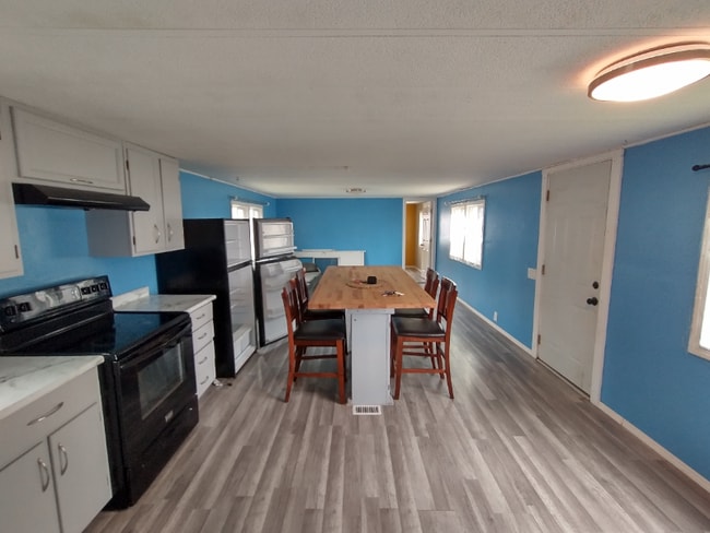 property at 508 S Main St