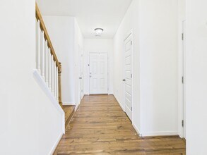 6600 Wy Pt Dr in Richmond, VA - Building Photo - Building Photo