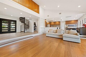 7903 Entrada Cove in Austin, TX - Building Photo - Building Photo