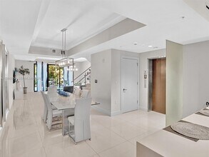 3040 N Ocean Blvd in Fort Lauderdale, FL - Building Photo - Building Photo