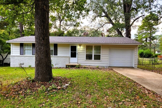 property at 822 Edgehill