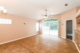 1157 Brookwood Bluff Rd E in Jacksonville, FL - Building Photo - Building Photo