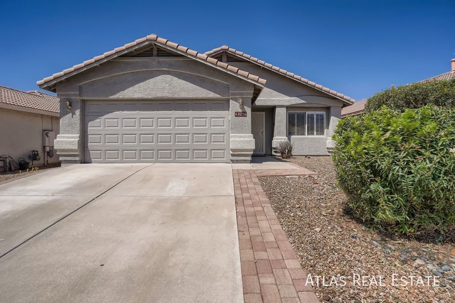 13225 N Mortar Pestle Ct in Oro Valley, AZ - Building Photo