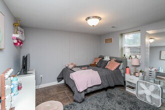 108 S College Ave in Columbia, MO - Building Photo - Building Photo