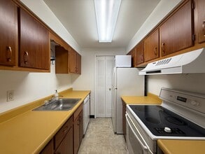 200 Highland Ave in State College, PA - Building Photo - Building Photo