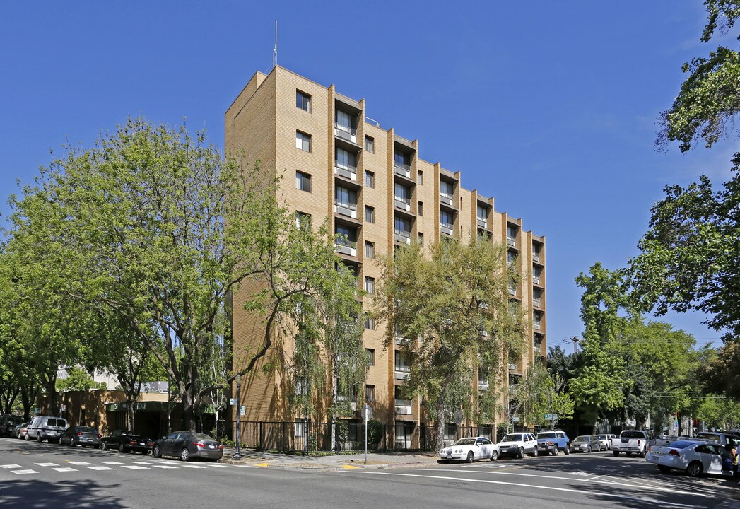 Central City in Sacramento, CA - Building Photo