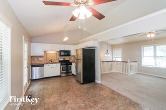 401 Bakers Bridge Cir in Douglasville, GA - Building Photo - Building Photo