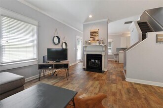 310 Glenwood Ave SE in Atlanta, GA - Foto de edificio - Building Photo