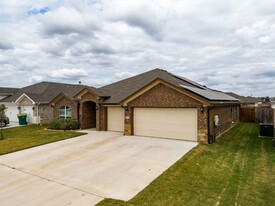 2639 Belle Hubbard Trl