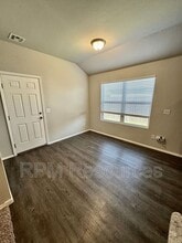 1913 Mason Ln in Oklahoma City, OK - Building Photo - Building Photo