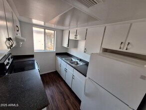 2029 N Hunt Cir in Mesa, AZ - Building Photo - Building Photo