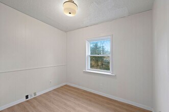 126 Elbring Dr in St. Louis, MO - Building Photo - Building Photo