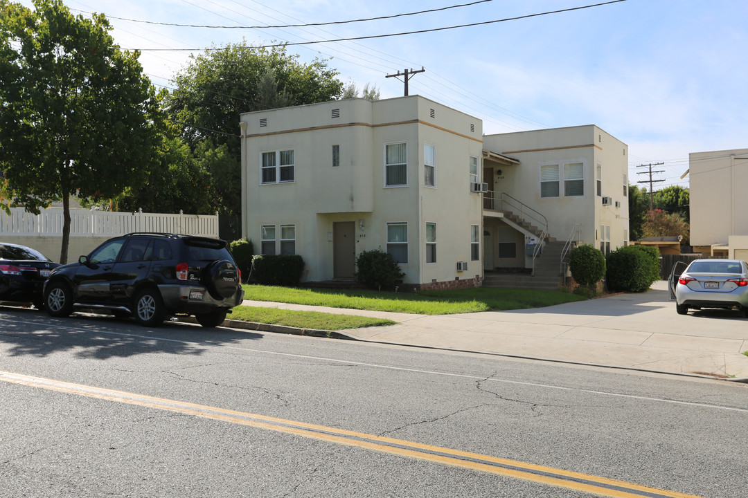 416 E Stocker St in Glendale, CA - Building Photo