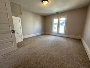 1423 2nd Ave N in Fort Dodge, IA - Building Photo - Building Photo