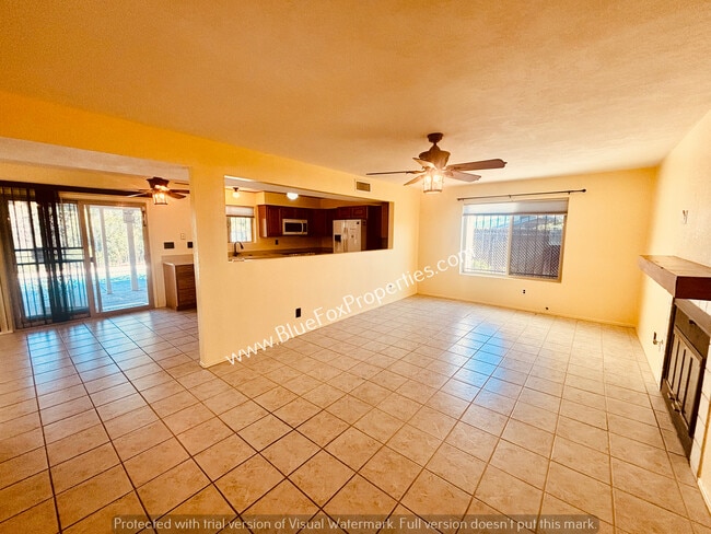 8401 E Stella Rd in Tucson, AZ - Building Photo - Building Photo