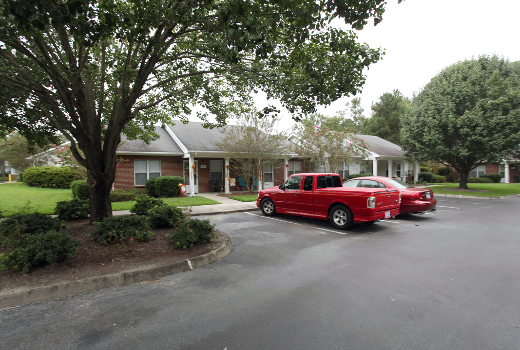 Berry Court Apartments in Chadbourn, NC - Building Photo