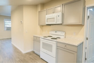 11 Webster Ave in Goshen, NY - Building Photo - Building Photo