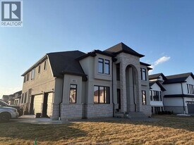 101 BONNET  UPPER in Amherstburg, ON - Building Photo