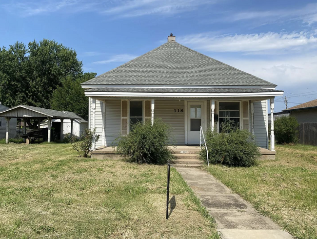property at 118 N McKinley St