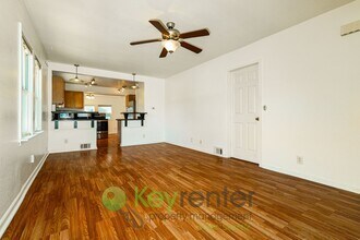 7951 9th Ave SW in Seattle, WA - Building Photo - Building Photo