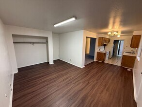 5987 S Blue Stone Cir in Murray, UT - Building Photo - Building Photo