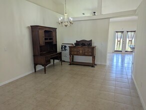 411 SW Vista Lake Dr in Port St. Lucie, FL - Building Photo - Building Photo