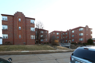 5816-5828 Lindenwood Ave in St. Louis, MO - Building Photo - Building Photo