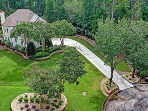 6709 Wooded Cove Ct in Flowery Branch, GA - Building Photo - Building Photo