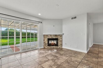 24722 Via Carlos in Laguna Niguel, CA - Foto de edificio - Building Photo