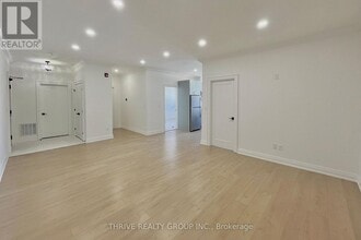 16 Hincks St in St Thomas, ON - Building Photo - Building Photo