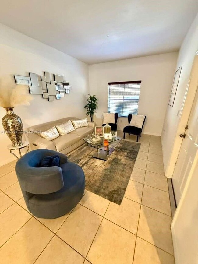 14304 SW 11th St in Pembroke Pines, FL - Building Photo - Building Photo