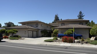 512 Parker Ave in Rodeo, CA - Building Photo