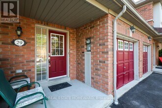 29 Beer Crescent in Ajax, ON - Building Photo - Building Photo