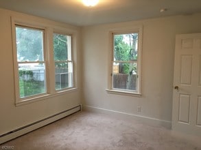 121 Harrison St-Unit -1-R in Belleville, NJ - Building Photo - Building Photo