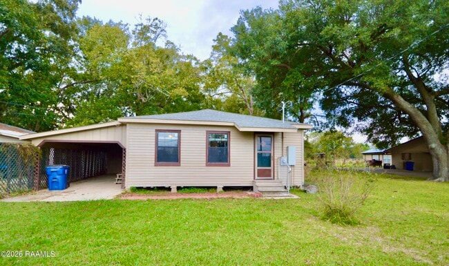 2114 S Ave F in Crowley, LA - Building Photo - Building Photo