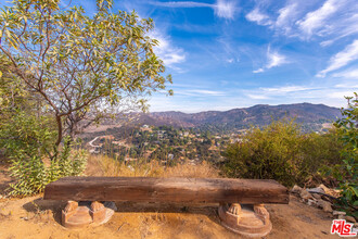 1620 Will Geer Rd in Topanga, CA - Building Photo - Building Photo