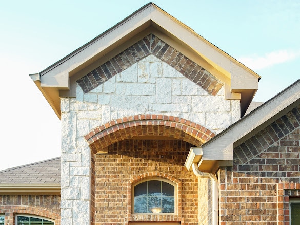 property at 213 Warbler Dr