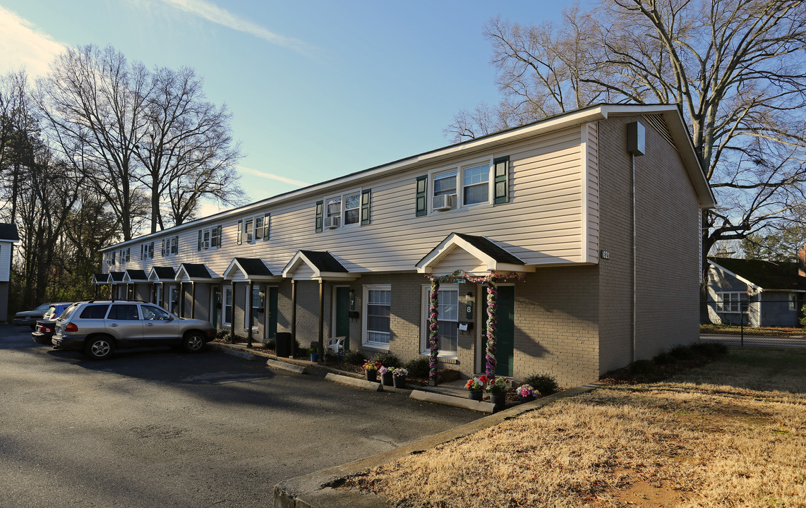 Key Street Apartments in Charlotte, NC - Building Photo