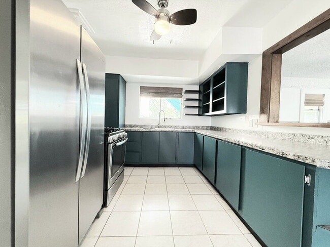 property at 1661 W 36th Pl