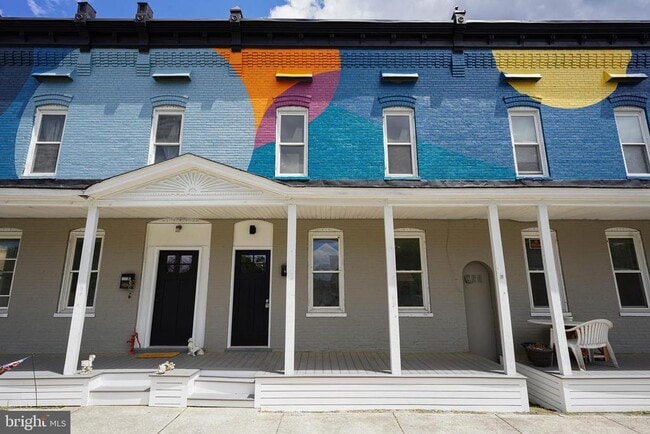property at 202 S Pennsylvania Ave
