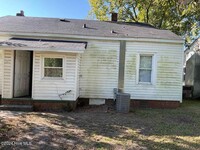 1110 Colonial Ave in Greenville, NC - Building Photo - Building Photo