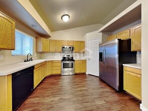 1365 W 1700 S in Syracuse, UT - Building Photo - Building Photo