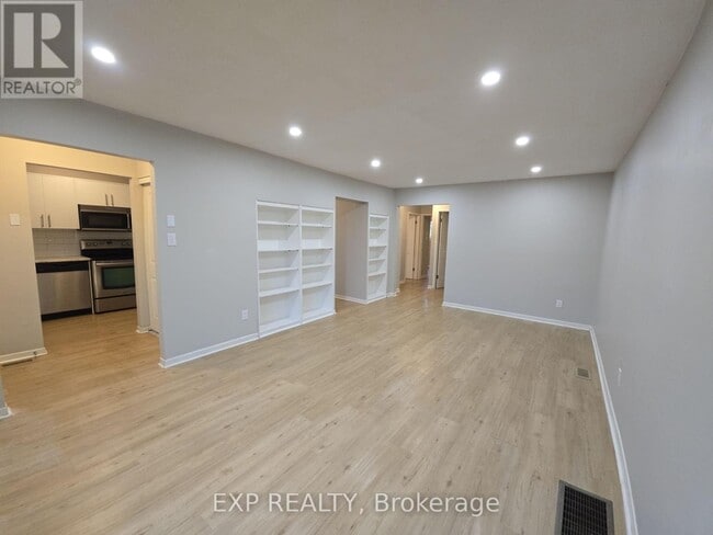 property at 89 Wellington St E