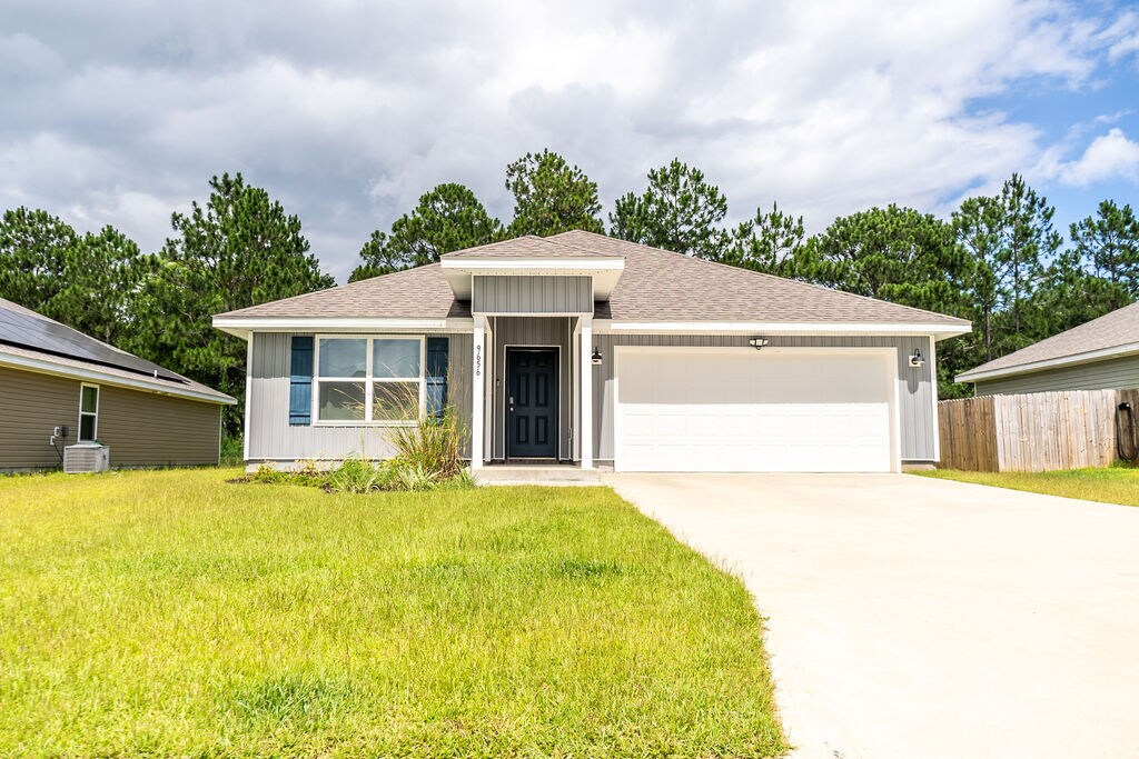 9656 Angel Oak Dr in Pensacola, FL - Foto de edificio