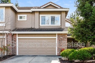 37 Mountain Valley Pl in Danville, CA - Building Photo