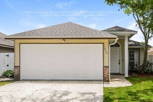 1649 Ashmore Green Dr in Jacksonville, FL - Building Photo